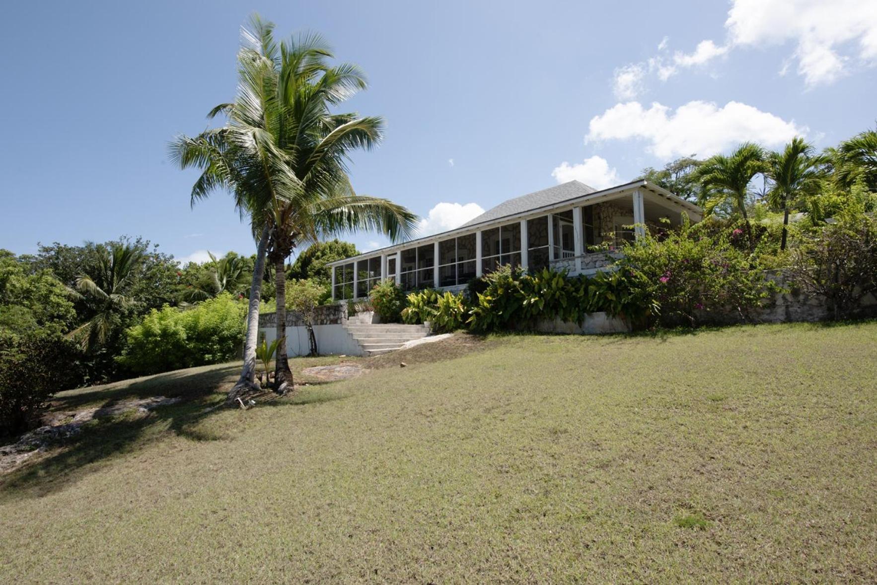 Allamanda House Home Governor's Harbour Exterior photo